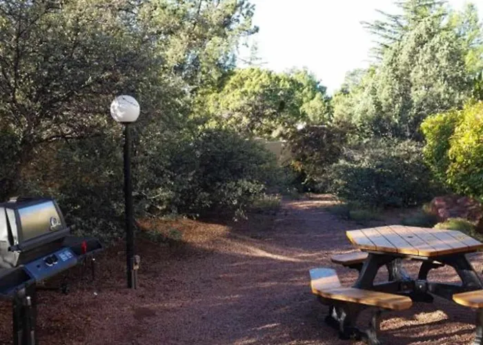 Springs With Access Apartment *